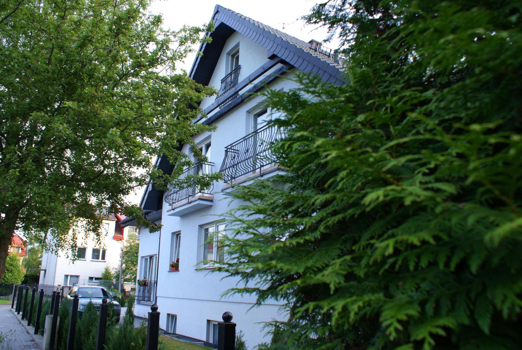 Heweliusz Villa Устка Екстериор снимка